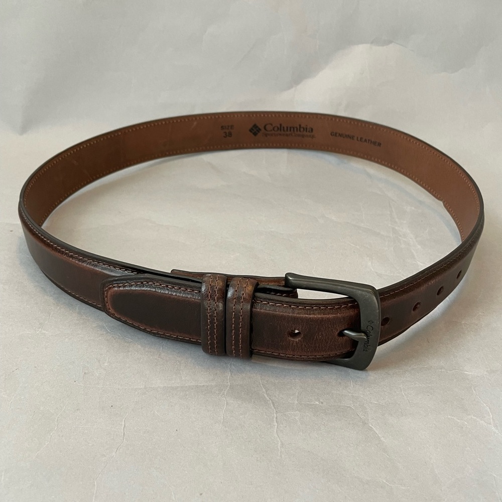 Columbia genuine brown leather Mens belt size 38